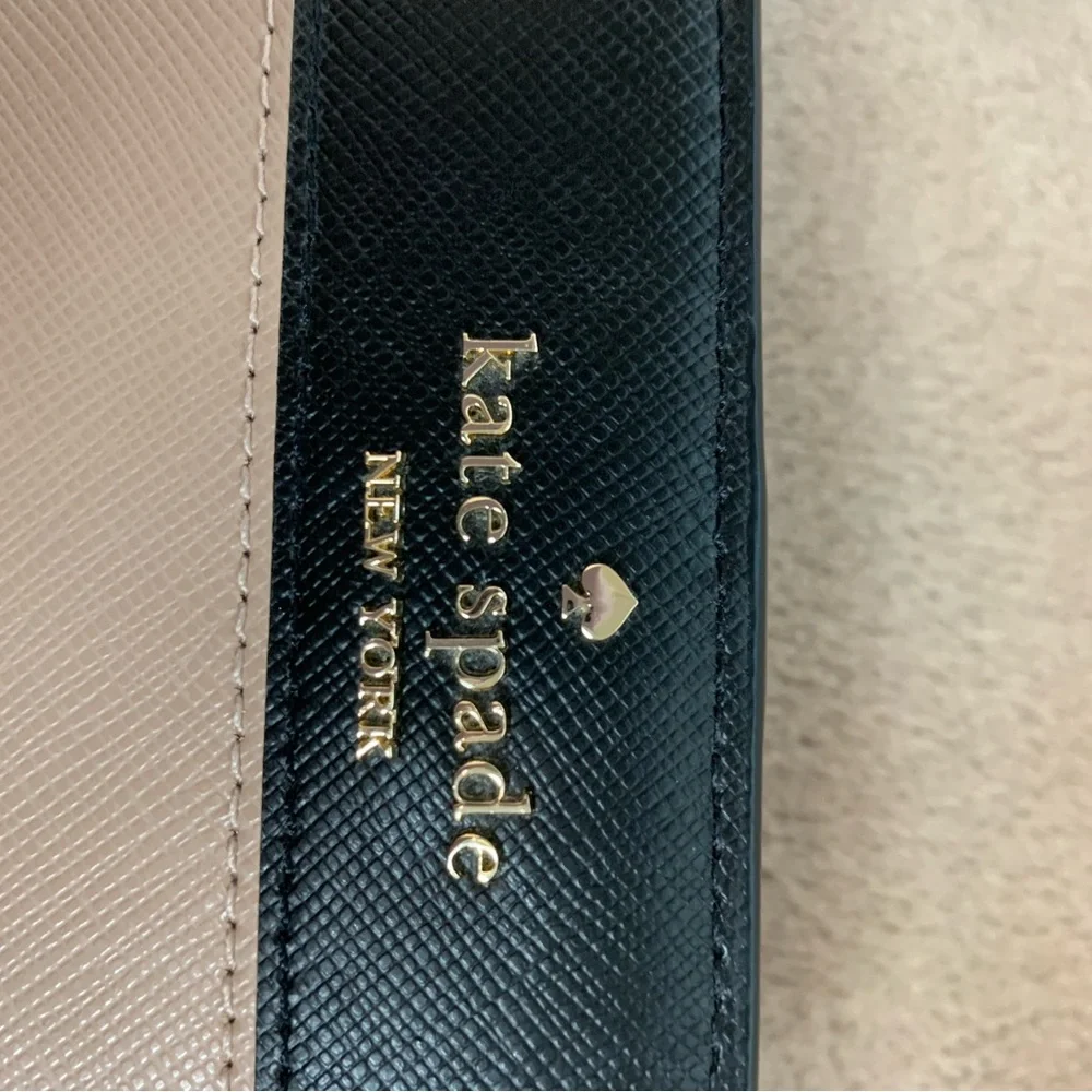 NWT Kate Spade Large Slim Bifold Wallet. Tan and Black with Gold Accents. - Picture 7 of 10